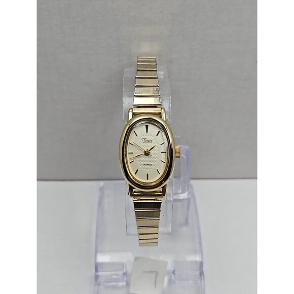 Timex Cavatina Gold Tone Oval Womens Quartz Watch Stretch Band New Battery Dress - Picture 1 of 11